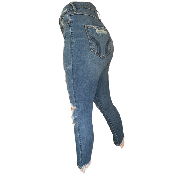 Hollister Curvy High-Rise Super Skinny Distressed Jeans - Picture 2 of 5